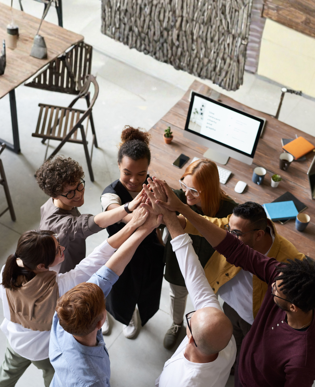 DISC vs 16 Personalities: Which Fits Workplace Teams Better?